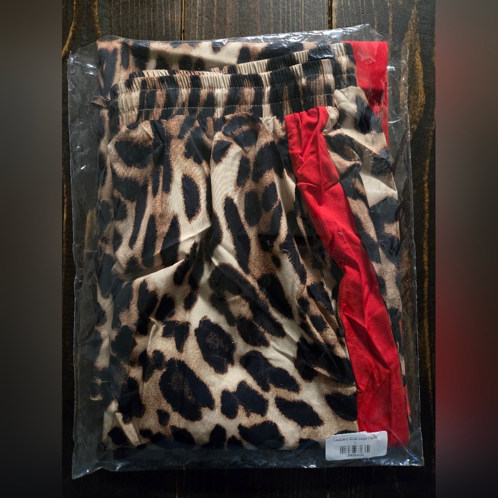 Leopard Wide Leg Pants